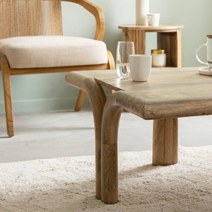 Table basse carré en bois de manguier