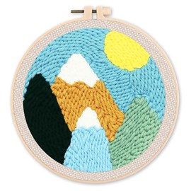 Punch needle montagnes enneigées