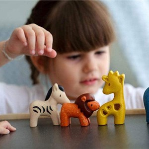 Figurines - 4 animaux de la savane