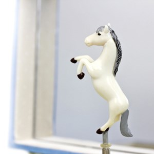 Boîte à bijoux musicale cheval camargu