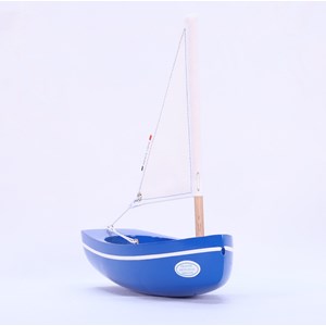 Bateau le bâchi bleu 17cm