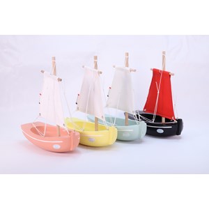 Bateau le misainier noir 22cm
