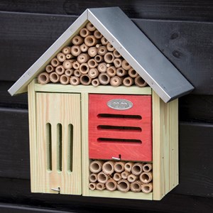 Hôtel à insectes l