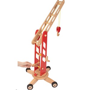 Grue de chantier rouge