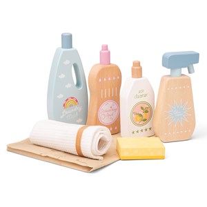 Set de produits ménagers en bois