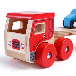 Camion transporteur de voitures