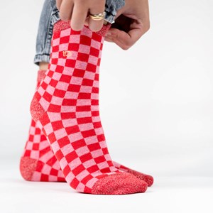 Chaussettes carreaux rouge et rose