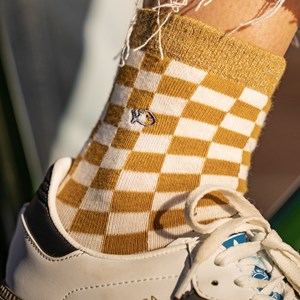 Chaussettes carreaux jaune et blanc
