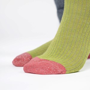 Chaussettes coeur vert olive et rose