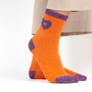 Chaussettes coeur orange et violet