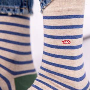 Chaussettes rayures larges beige et bleu