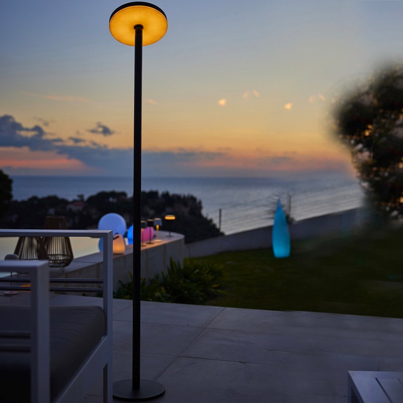 Lampadaire solaire noir vivia