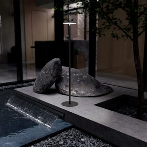 Lampadaire solaire noir vivia