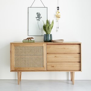 Buffet en bois et cannage