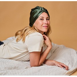 Turban en soie vert sauge 19 mo