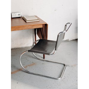 Diana, la chaise mies van der rohe n°112