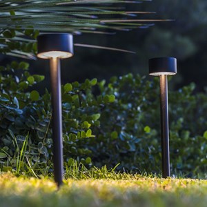 2 balises solaires à piquer noir forty