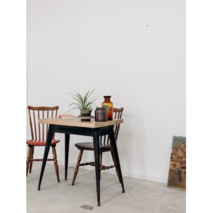 Hanna, la table d'appoint n°75