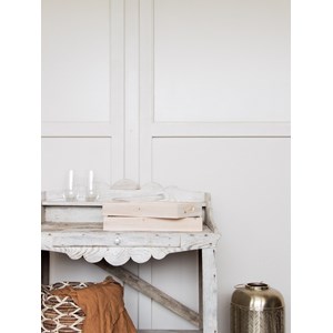 Louise, la coiffeuse en bois clair n°89