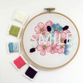 Kit de broderie florale   smile