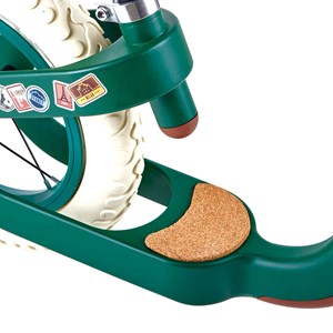 Draisienne verte en métal avec repose p