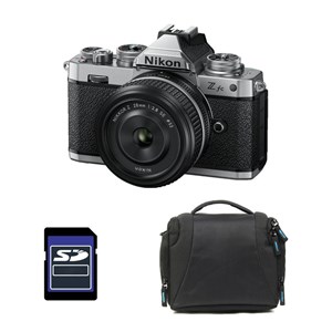 Nikon z fc + z 28mm f2.8 se + sac + carte sd 8 go
